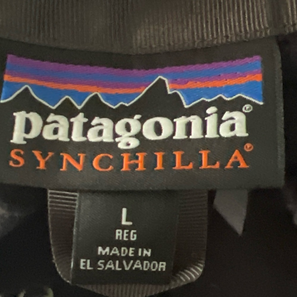 Patagonia Synchilla Black Fleece - Picture 2 of 3